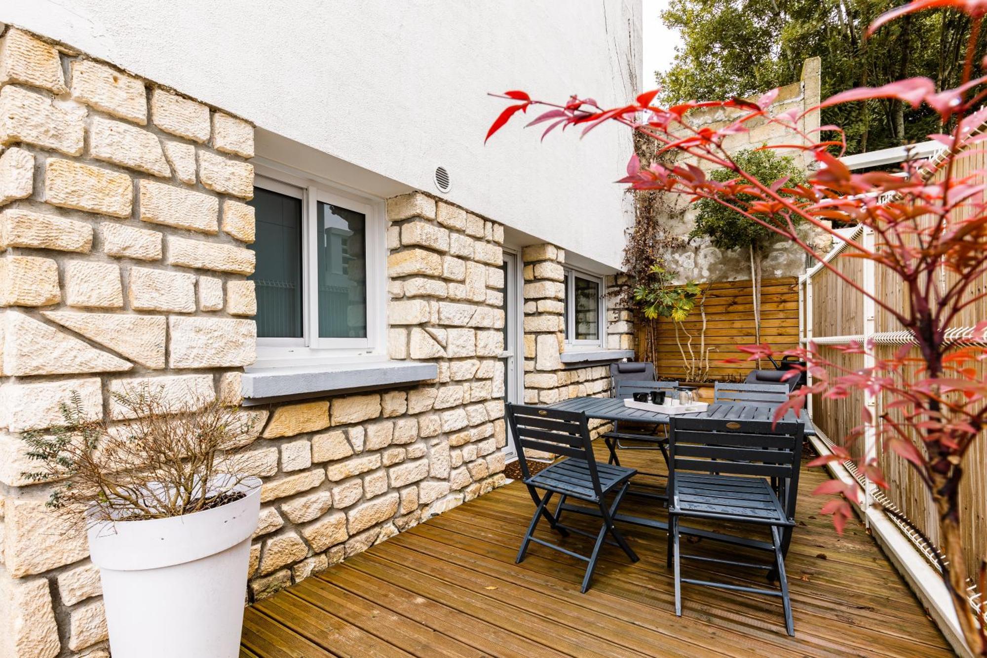 L'Auguste - Appartement Terrasse, 450M De La Plage Royan Bagian luar foto