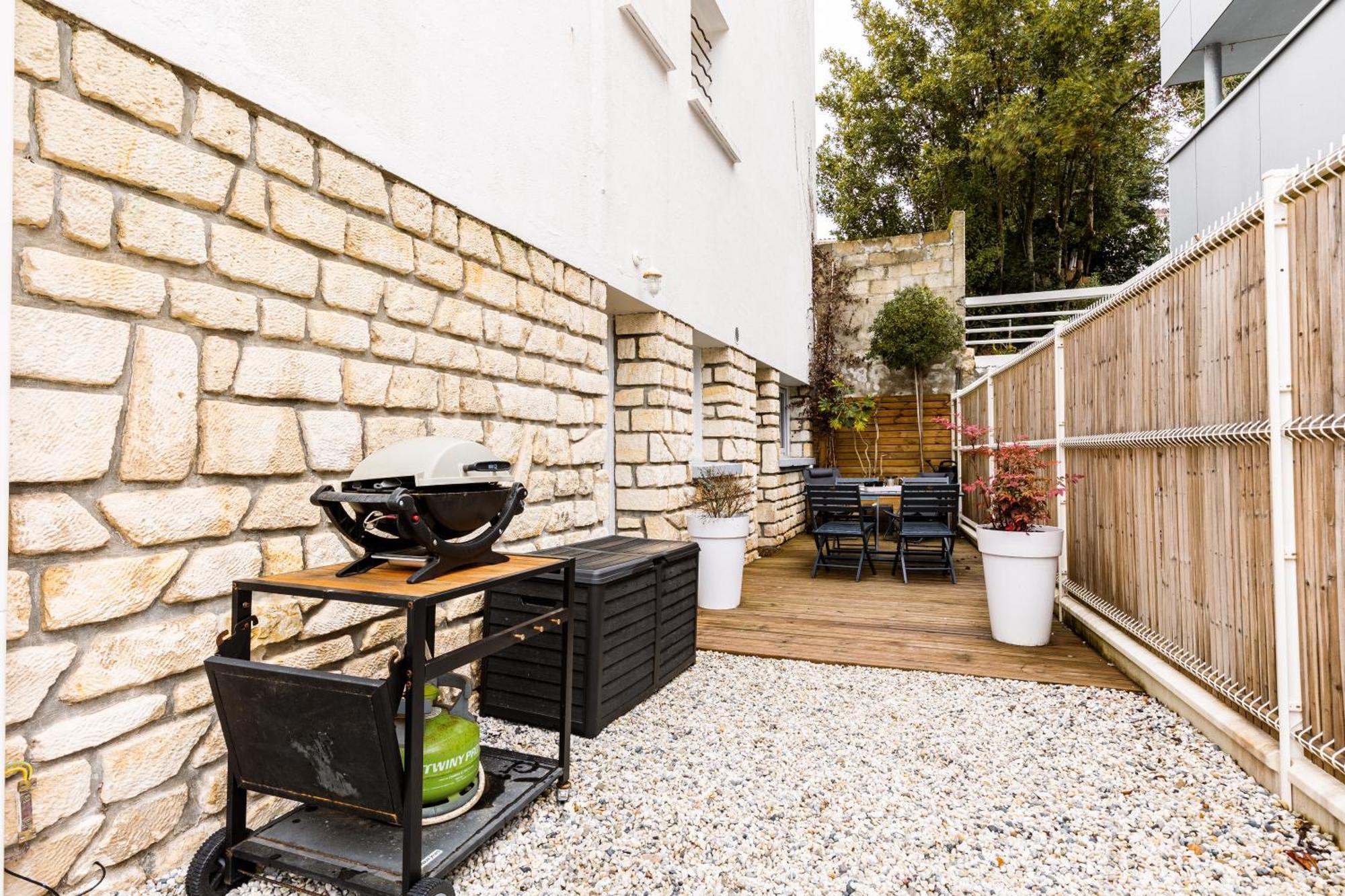 L'Auguste - Appartement Terrasse, 450M De La Plage Royan Bagian luar foto